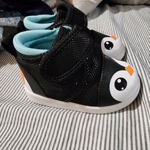 Childrens size 4c ikiki shoes